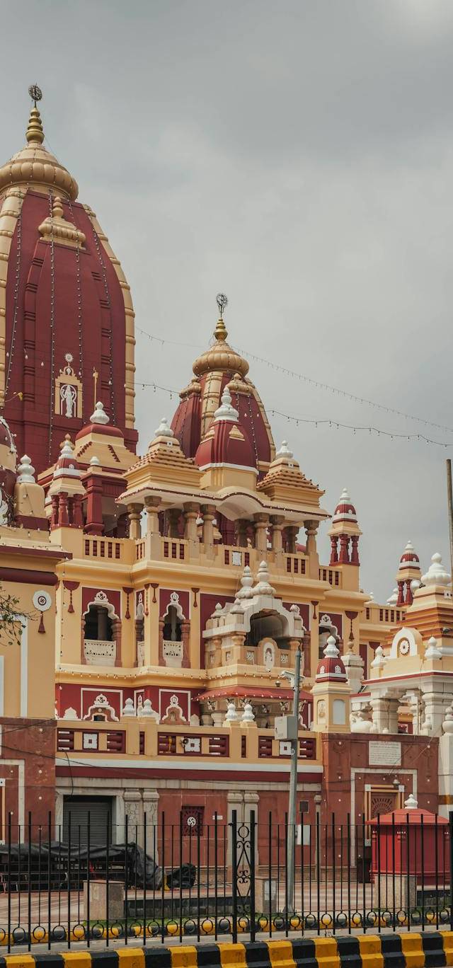 New Delhi and Connaught Place in delhi