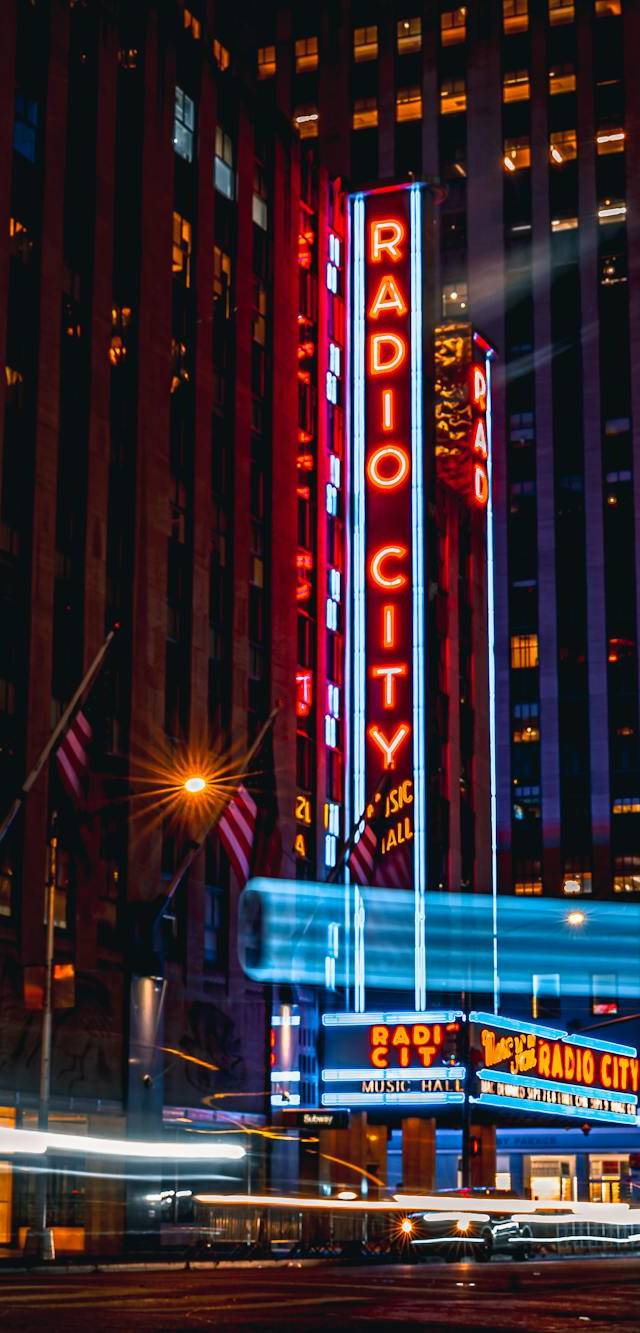 Midtown, Times Square, Rockefeller Center & Fifth Avenue in new york