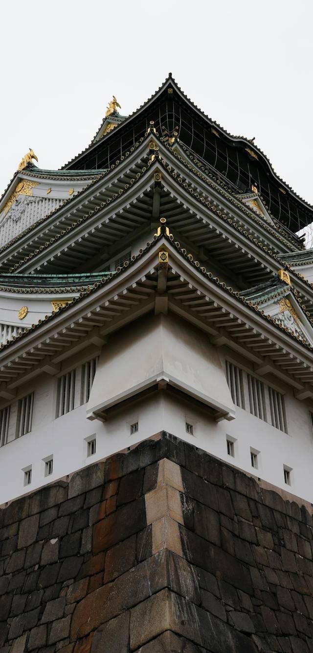 Osaka Castle & Kyobashi in osaka