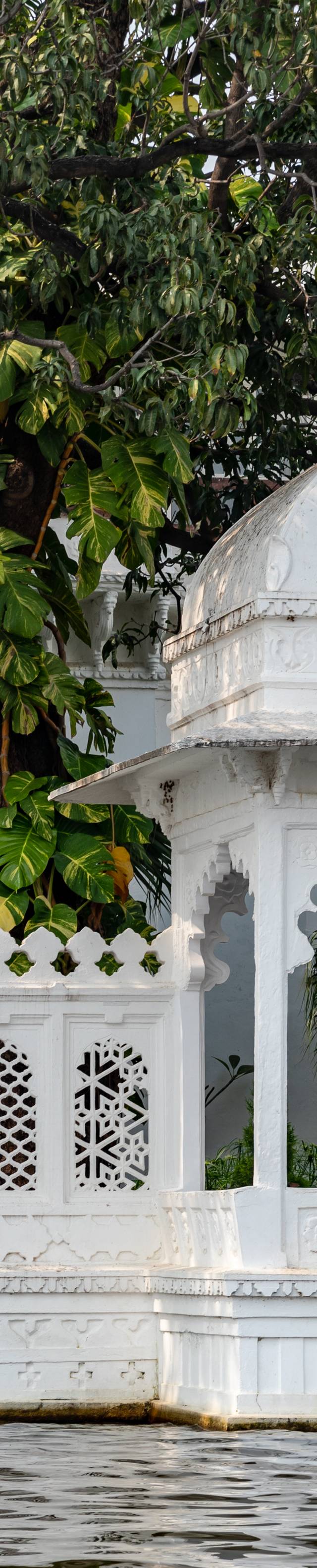 Old City, Lal Ghat, and Gangaur Ghat in udaipur