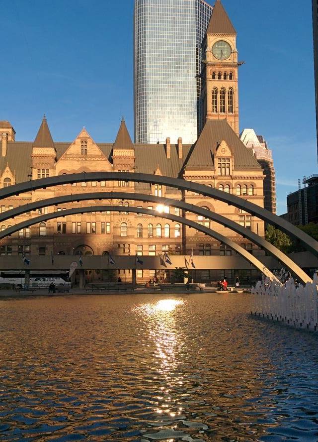 Toronto City Hall and Nathan Phillips Square in Toronto