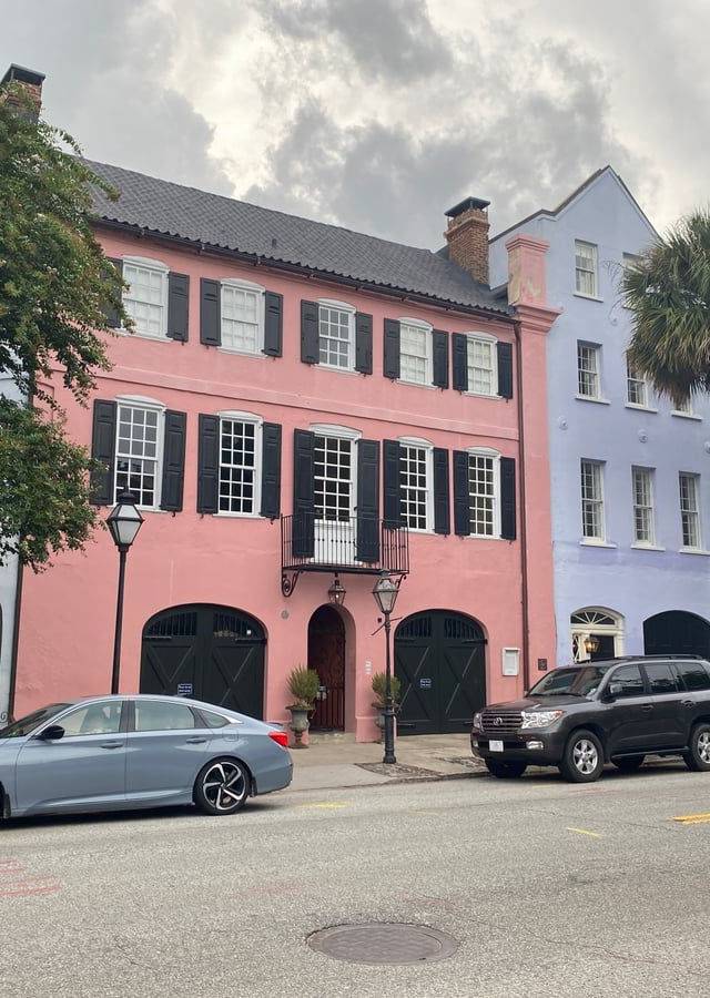 Rainbow Row & The Battery in Charleston