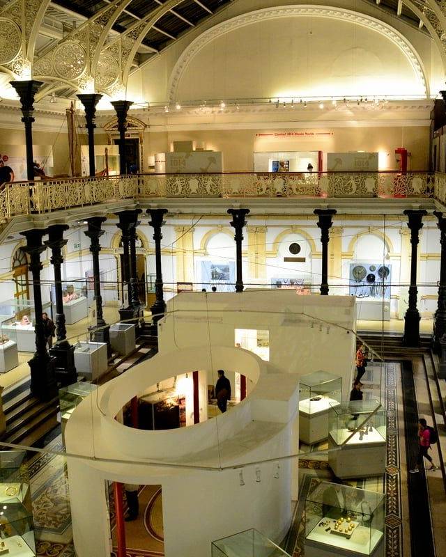 National Museum of Ireland - Archaeology in Dublin