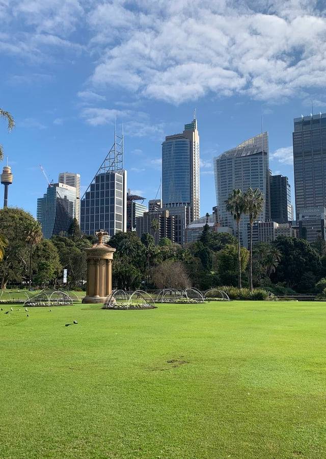 Royal Botanic Garden and Mrs Macquarie's Chair in Sydney