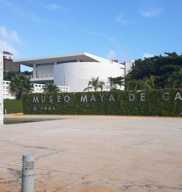 Museo Maya de Cancun and San Miguelito in Cancun