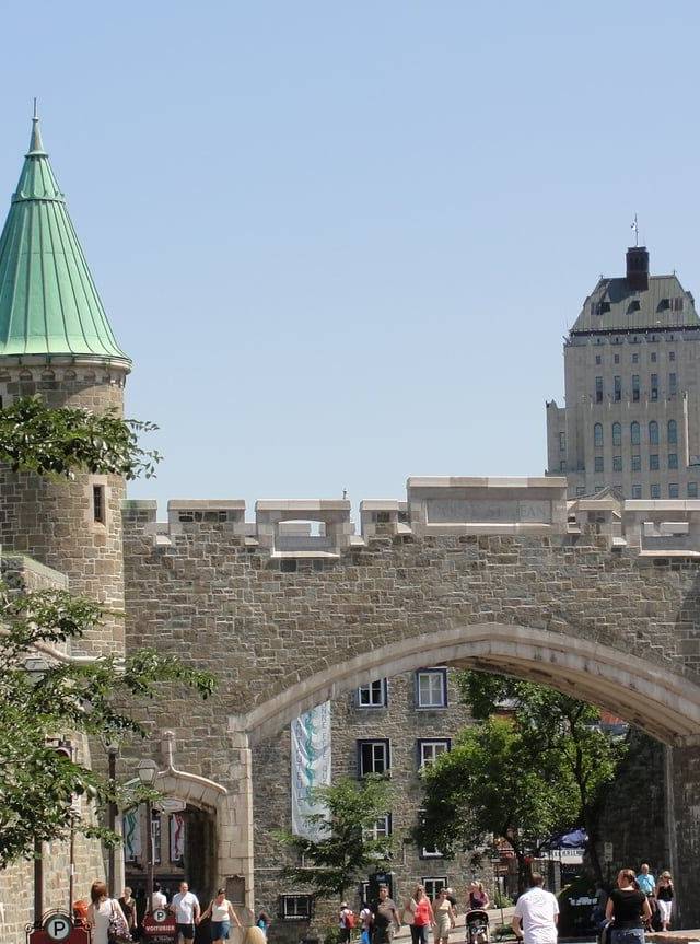 Fortifications and city gates in Quebec City