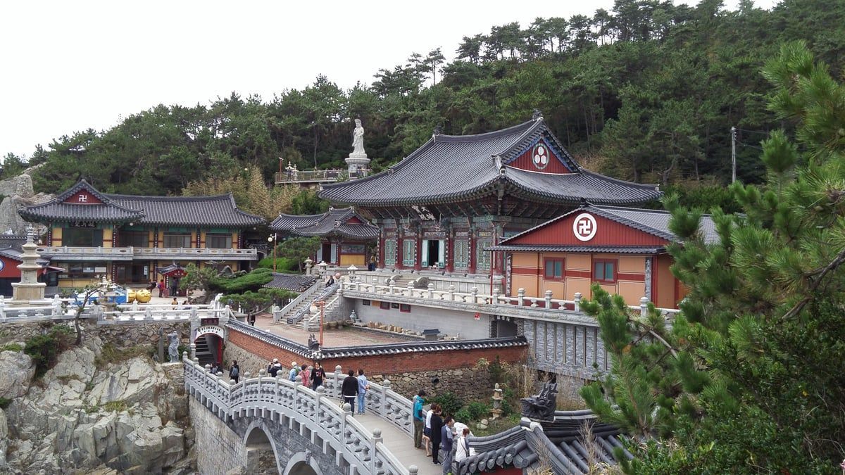 Haedong Yonggungsa Temple in Busan